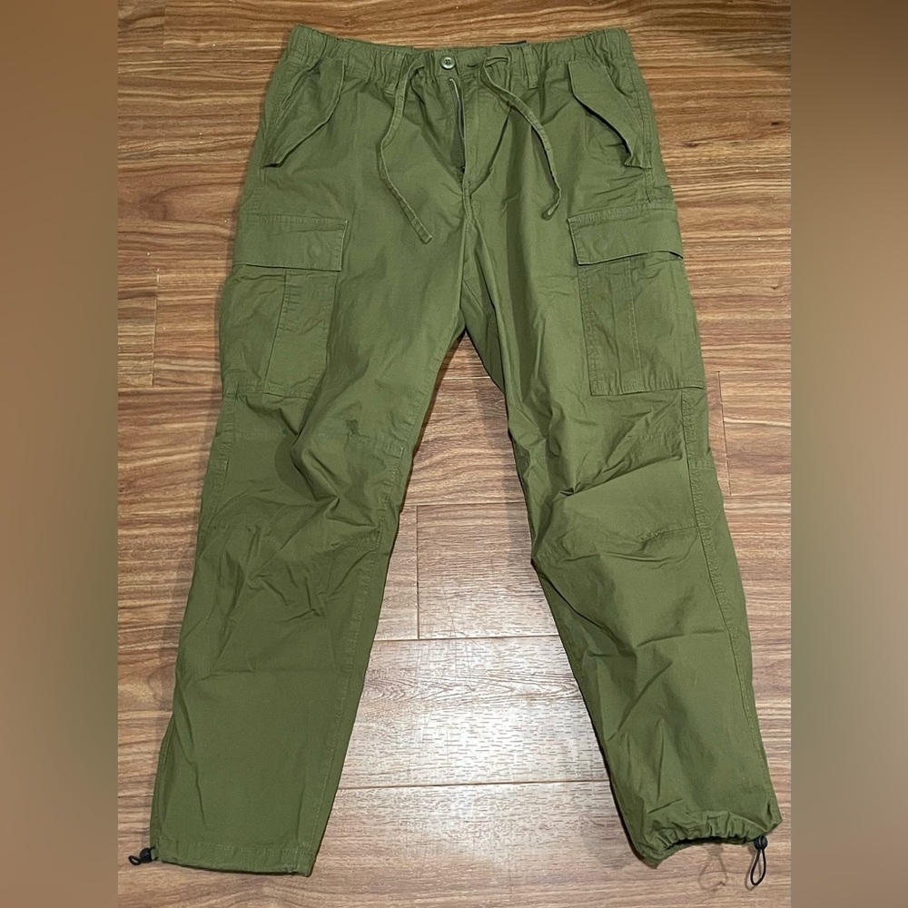 Green Pants